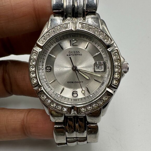 Guess Waterpro Watch Women Silver Tone Crystal Bezel Date Window 34MM Dial 6.25" - Picture 2 of 10